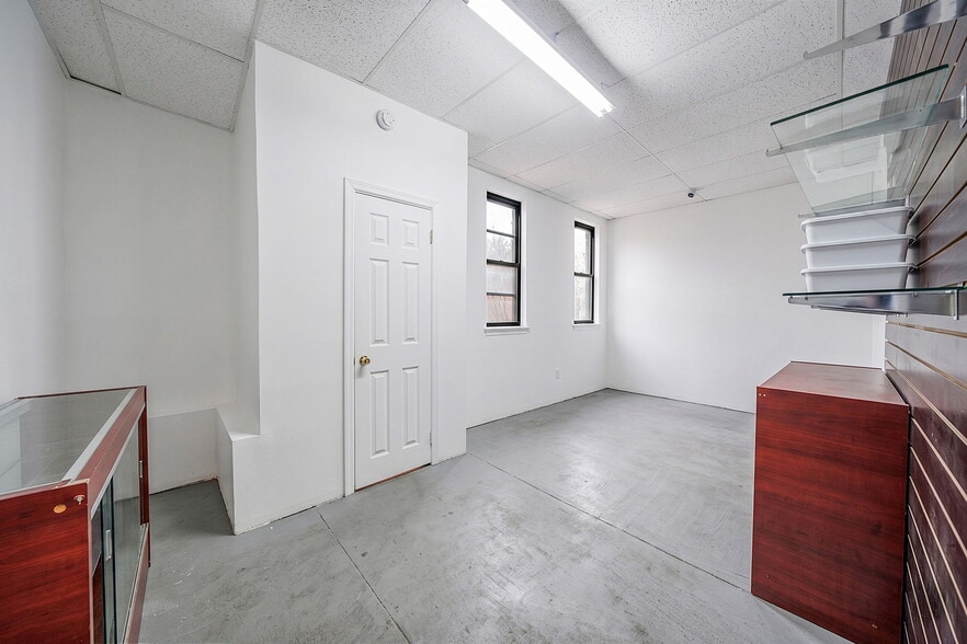More Photos Of 688 New Lots Ave, Brooklyn Apartments For Sale