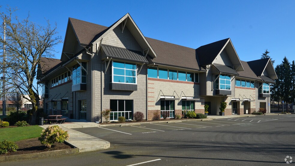 More Photos Of 3300 State St, Salem Medical For Sale