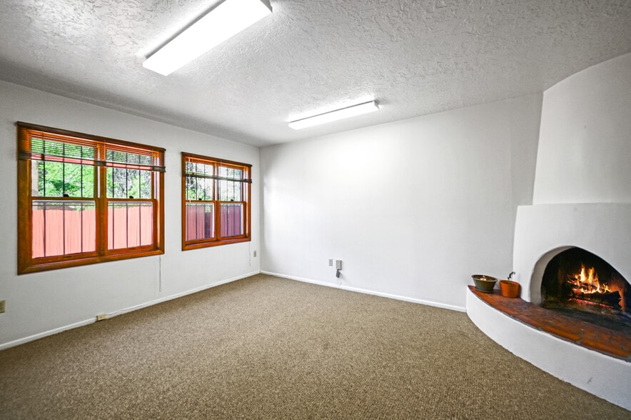 Primary Photo Of 1464 S Saint Francis Dr, Santa Fe Office For Sale