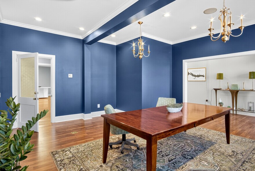 More Photos Of 115 E Market St, Warrenton Office For Lease
