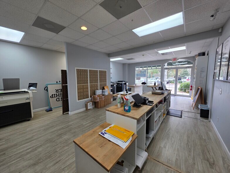 More Photos Of 149 Riverwalk Blvd, Ridgeland Storefront Retail Office For Lease