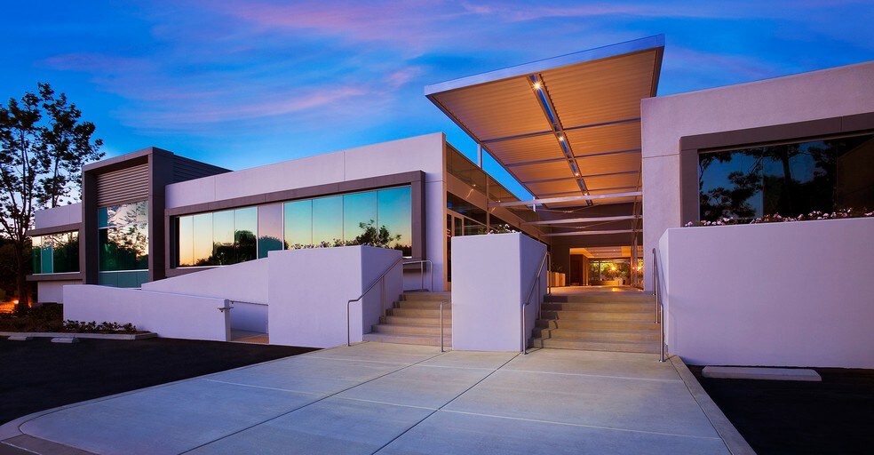 Primary Photo Of 17838-17880 Fitch, Irvine Loft Creative Space For Lease
