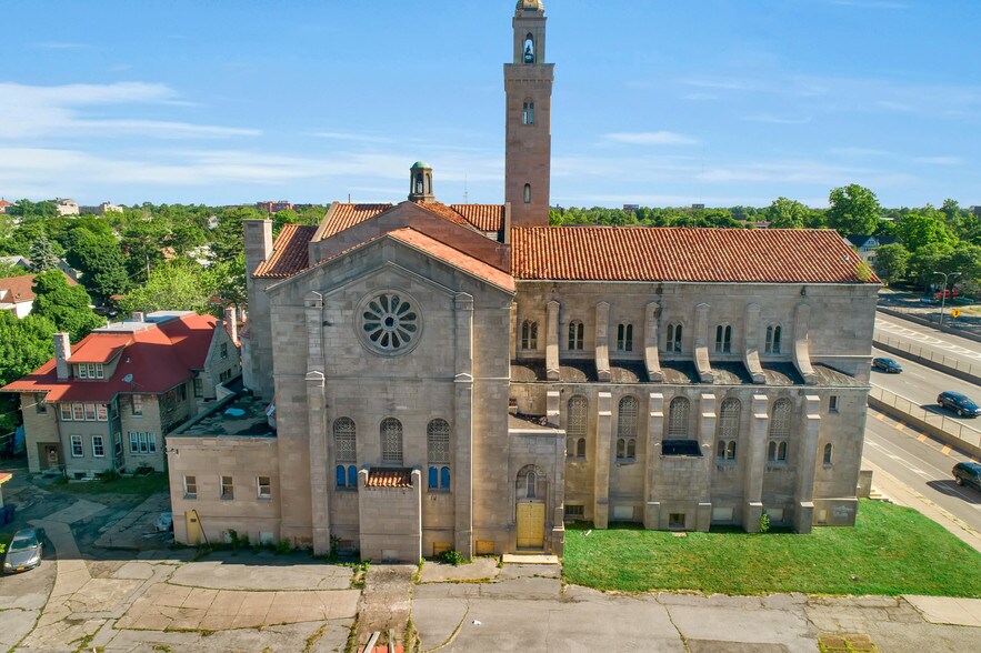 More Photos Of 575 Humboldt Pky, Buffalo Religious Facility For Sale