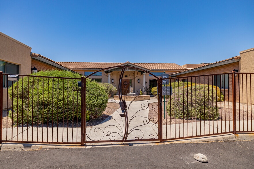 More Photos Of 6501-6505 N La Cholla Blvd, Tucson Assisted Living For Sale