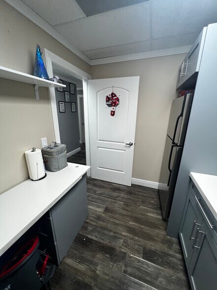 More Photos Of 13500 SW 88th St, Miami Medical For Sale