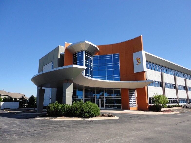 More Photos Of 2124 Ogden Ave, Aurora Medical For Lease