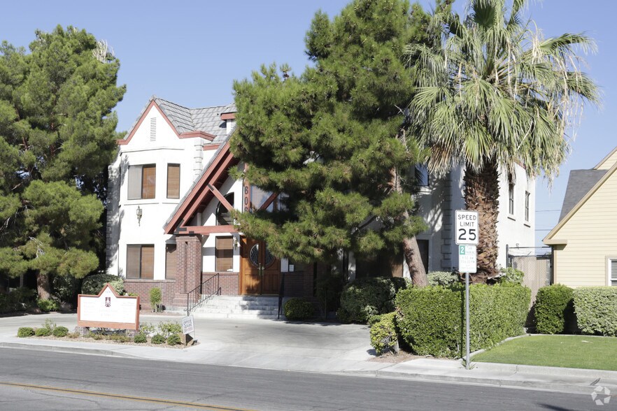 More Photos Of 606 S 9th St, Las Vegas Office Residential For Lease