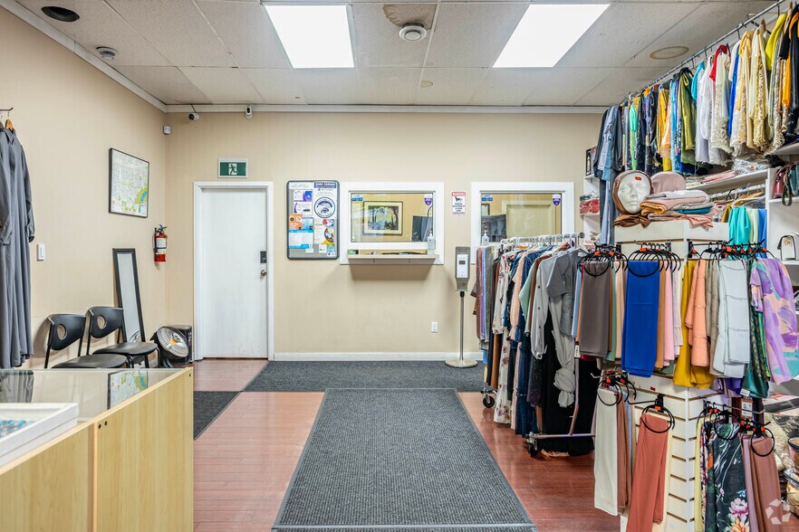 More Photos Of 10130 107 Av NW, Edmonton Storefront For Sale