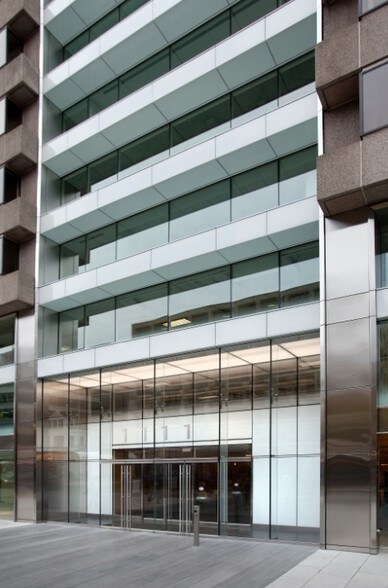 More Photos Of 1111 19th St NW, Washington Office For Lease