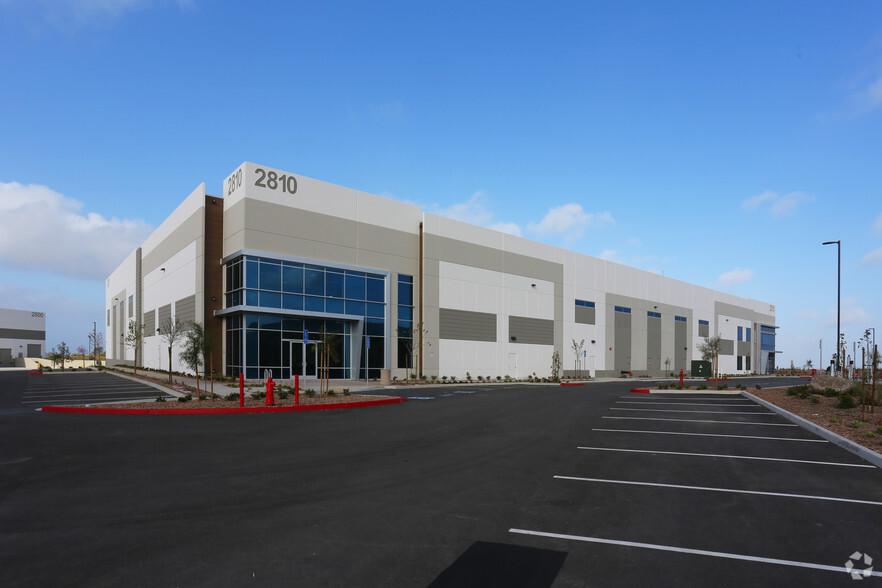 Primary Photo Of 2810 Whiptail Loop, Carlsbad Warehouse For Lease