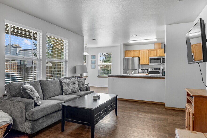 More Photos Of 1805 E Overland Rd, Meridian Apartments For Sale