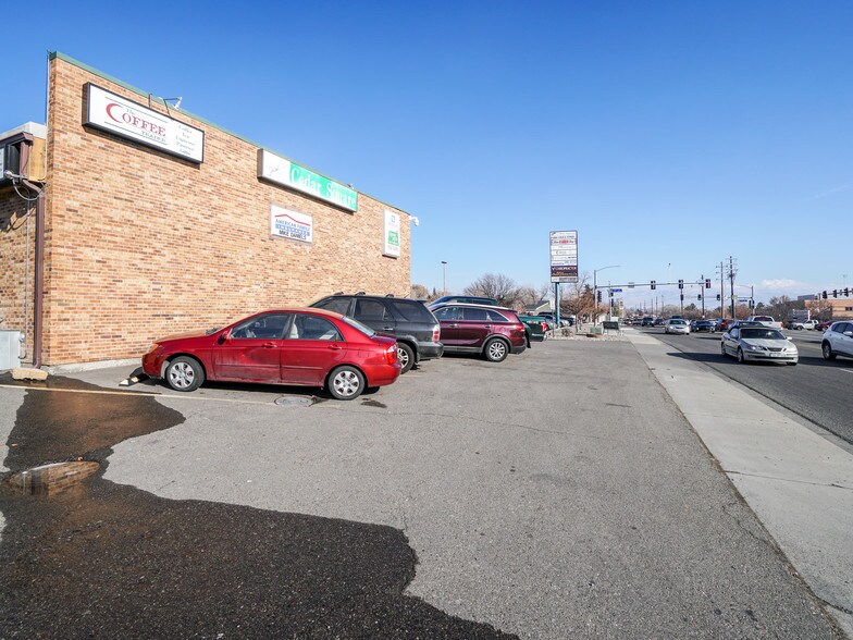 More Photos Of 2648 Patterson Rd, Grand Junction General Retail For Sale