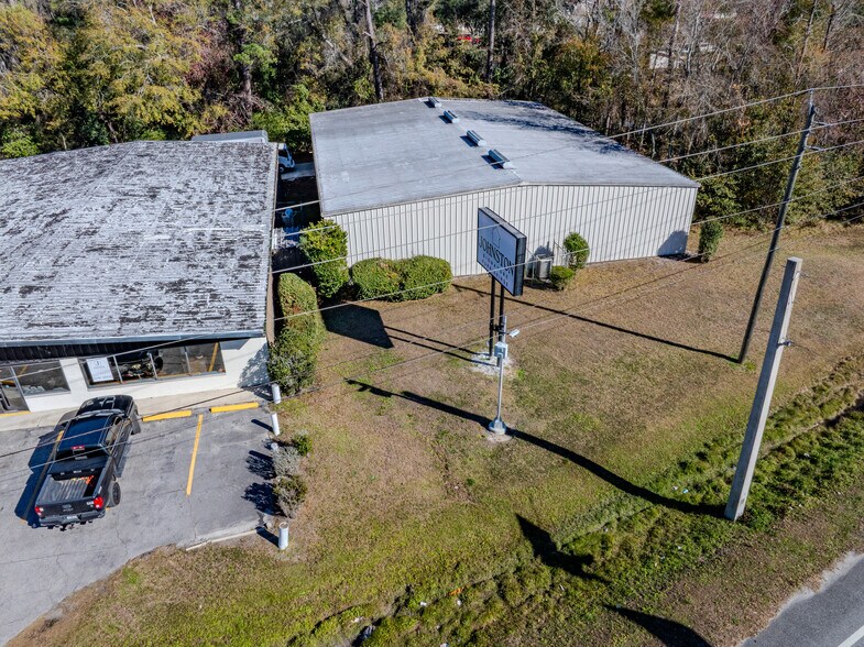More Photos Of 701 S 5th St, Macclenny General Retail For Lease