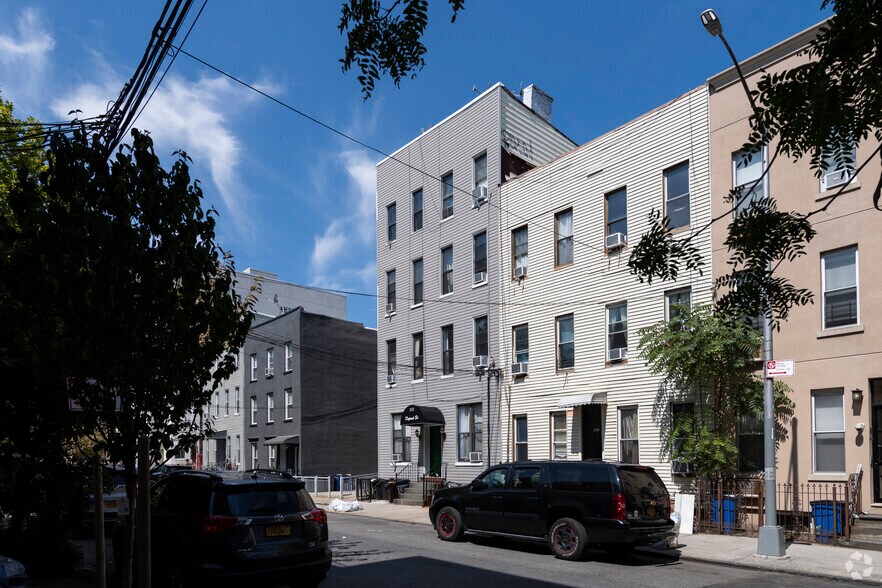 More Photos Of 151 Dupont St, Brooklyn Apartments For Sale