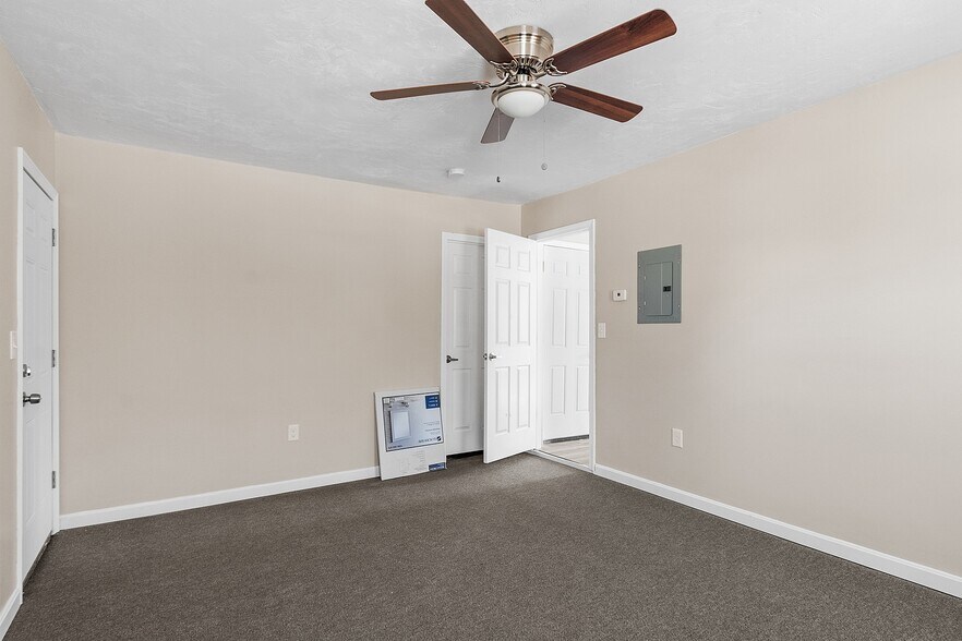 More Photos Of 8 Village St, Dudley Apartments For Sale