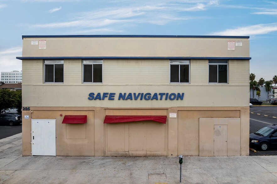 More Photos Of 225 E 6th St, Long Beach Medical For Lease