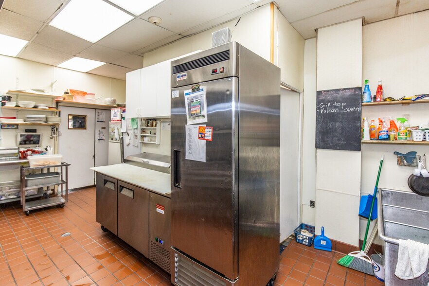 More Photos Of 2020-2026 Smith St, North Providence Freestanding For Sale