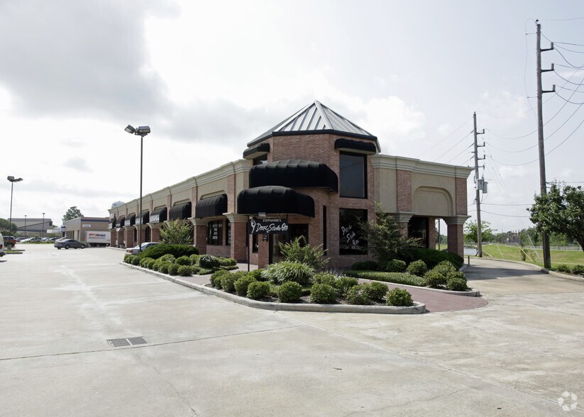 More Photos Of 20829 Kingsland Blvd, Katy Storefront Retail Office For Lease