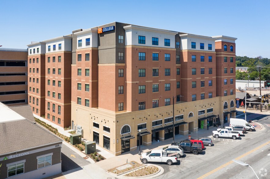 More Photos Of 191 N College St, Auburn Dormitory For Lease