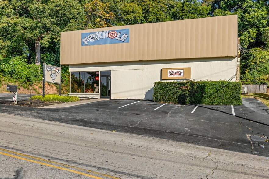 More Photos Of 1358 Plaza Dr, Gainesville Freestanding For Sale