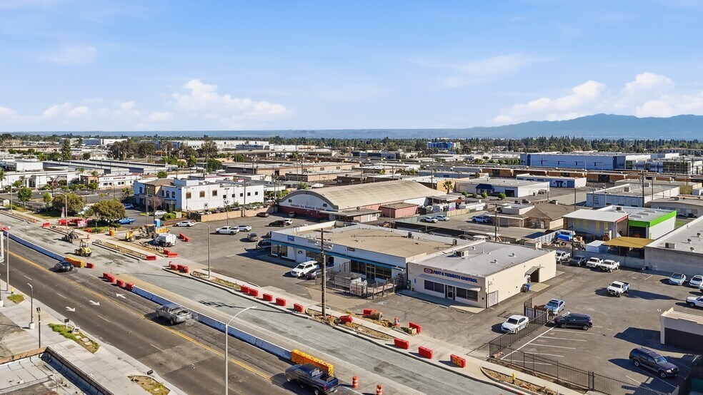 More Photos Of 1235-1237 W Holt Blvd, Ontario Freestanding For Sale