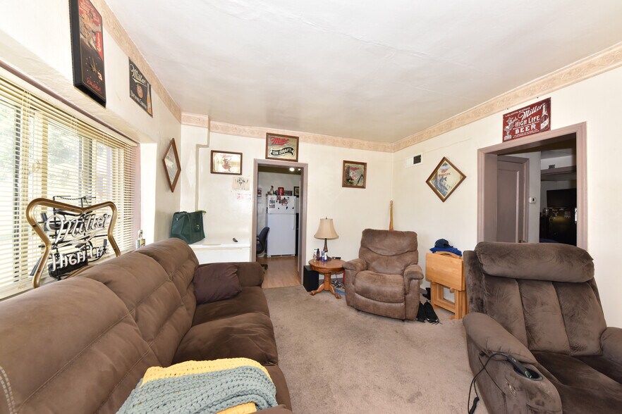 More Photos Of N96W20275 County Line Rd, Menomonee Falls Multifamily For Sale