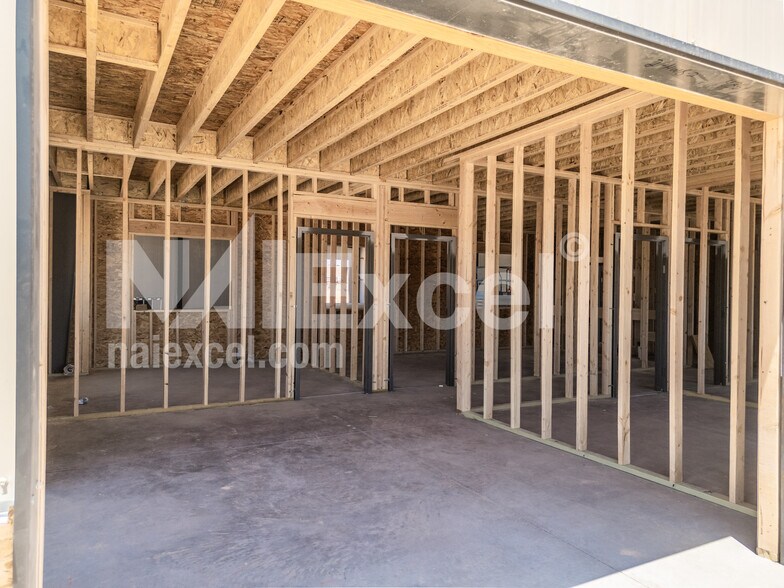 More Photos Of 3321 E Plant Dr, Washington Industrial For Lease