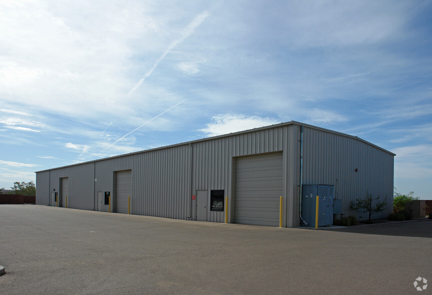 Primary Photo Of 3048 N Cessna Way, Casa Grande Warehouse For Lease