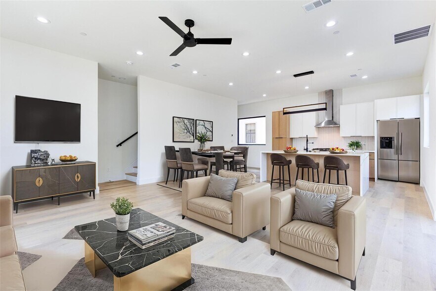 More Photos Of 4206 Cabell Dr, Dallas Apartments For Sale