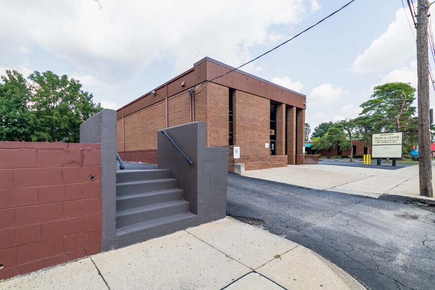 More Photos Of 1550 W 5th Ave, Columbus Loft Creative Space For Sale