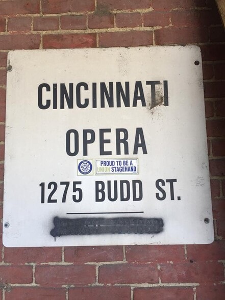 More Photos Of 1275 Budd St, Cincinnati Warehouse For Lease