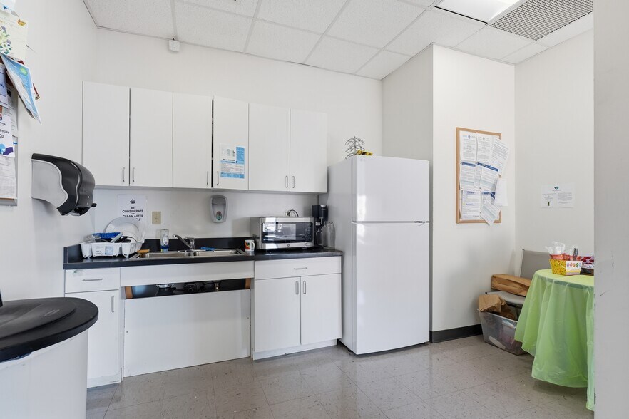 More Photos Of 12-30 Central avenue ave, Lynn Office For Sale