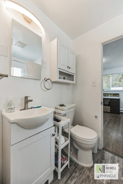 More Photos Of 2551 W Caithness Pl, Denver Apartments For Sale