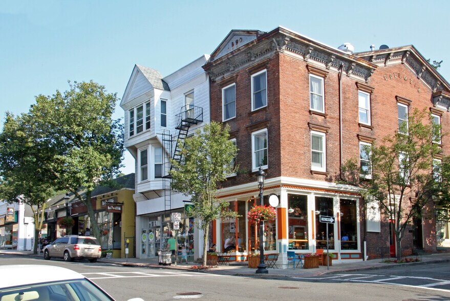More Photos Of 2 S Broadway, Tarrytown Restaurant For Sale