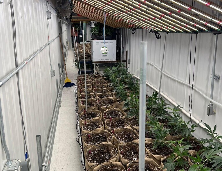 More Photos Of 13912 N 3977 Rd, Dewey Manufacturing For Sale