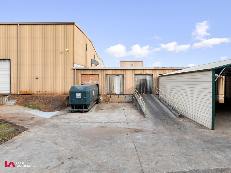More Photos Of 1330 Atlanta Hwy, Madison Manufacturing For Sale