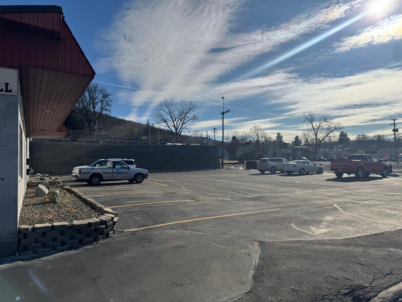 More Photos Of , Binghamton Unknown For Sale