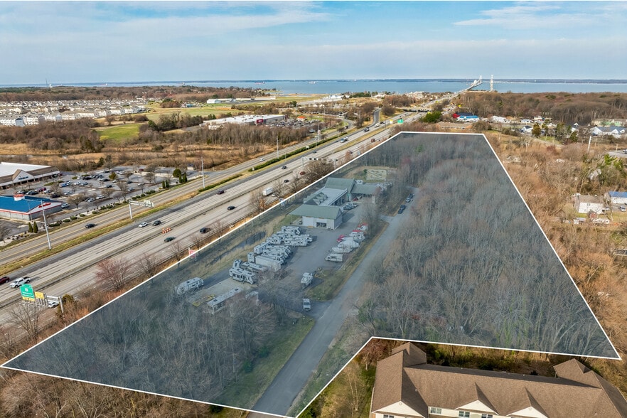 More Photos Of 325 Cleat St, Stevensville Industrial For Sale