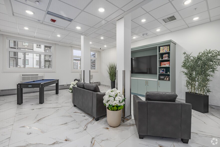 More Photos Of 80 Sage Hill Rd NW, Calgary Apartments For Lease