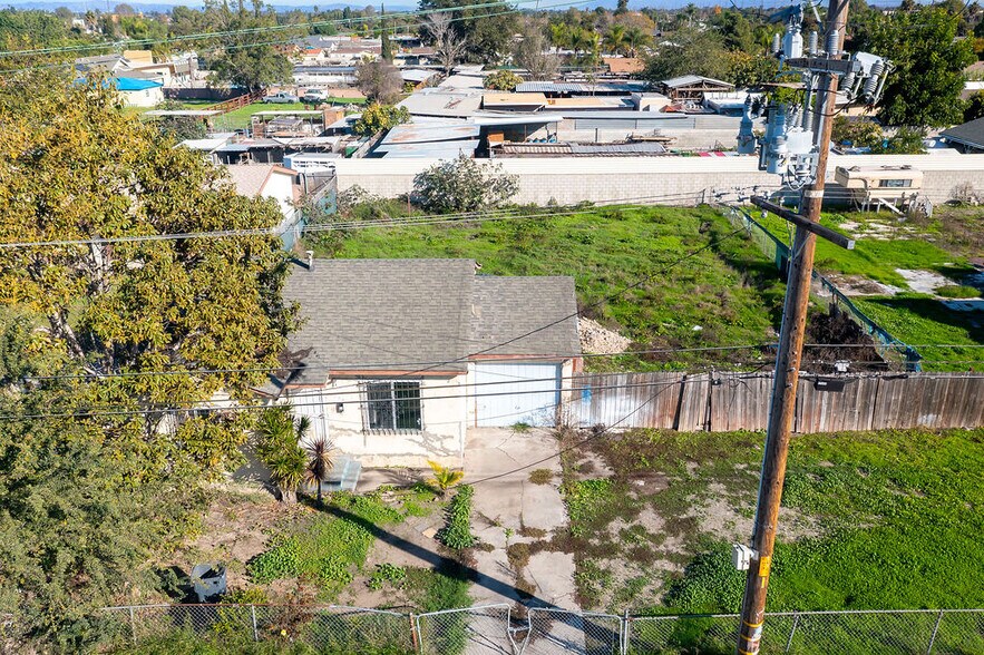 More Photos Of 1230 S Wilmington Ave, Compton Apartments For Sale