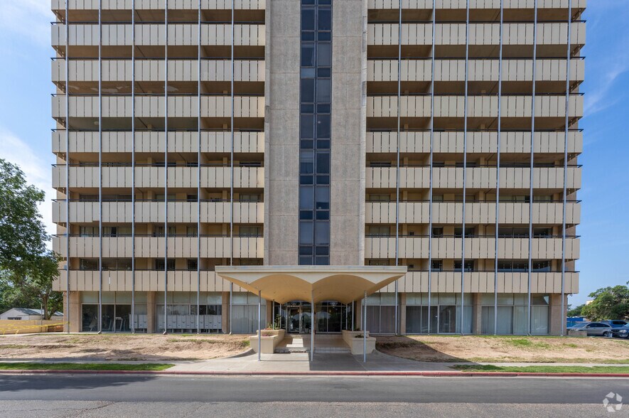 More Photos Of 1617 27th St, Lubbock Apartments For Sale