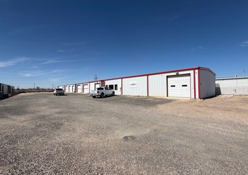 More Photos Of 420 Meadow Ave, Odessa Warehouse For Sale