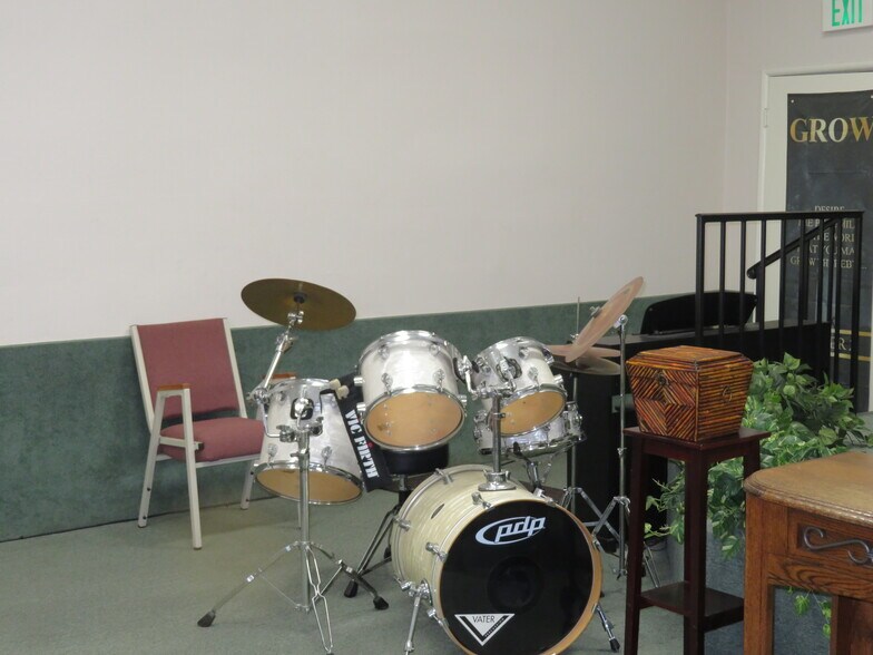 More Photos Of 8471 S Van Ness Ave, Inglewood Loft Creative Space For Sale