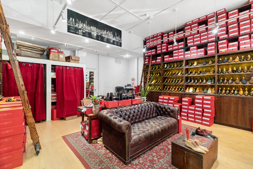 More Photos Of 101 Thompson St, New York Apartments For Lease