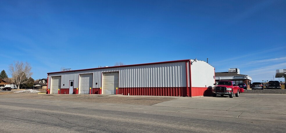 More Photos Of 1704 E Richards St, Douglas Specialty For Sale