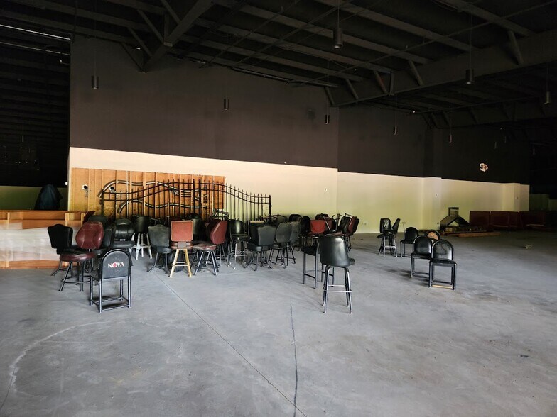 More Photos Of Martin Luther King Hwy, Eutaw Warehouse For Sale