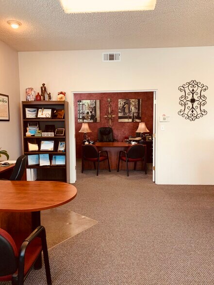 More Photos Of 2301 Main St, Susanville Storefront Retail Office For Sale