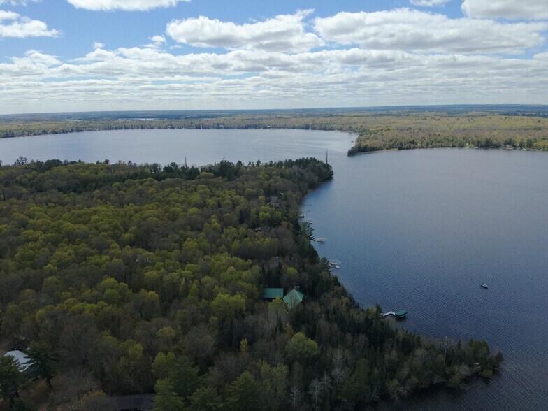 More Photos Of 3917 Point of View Trl, Phelps Hotel For Sale