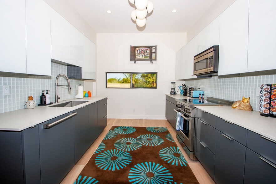 More Photos Of 6900 East 1st Ave, Scottsdale Apartments For Sale