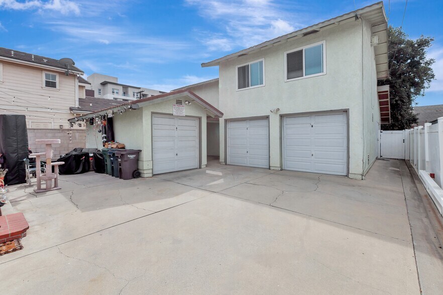 More Photos Of 18443 Patterson Ln, Huntington Beach Apartments For Sale